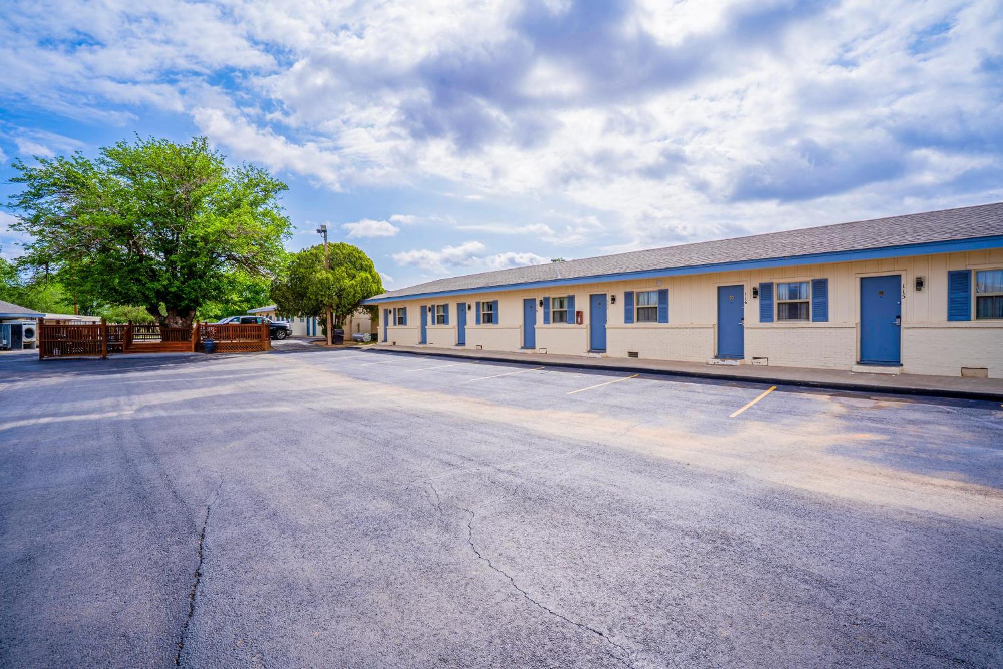 Purple Sage By Oyo Snyder Tx Motel Dış mekan fotoğraf